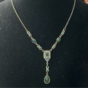 Vintage Avon Emerald Green Crystal Drop Necklace | Art Deco Style